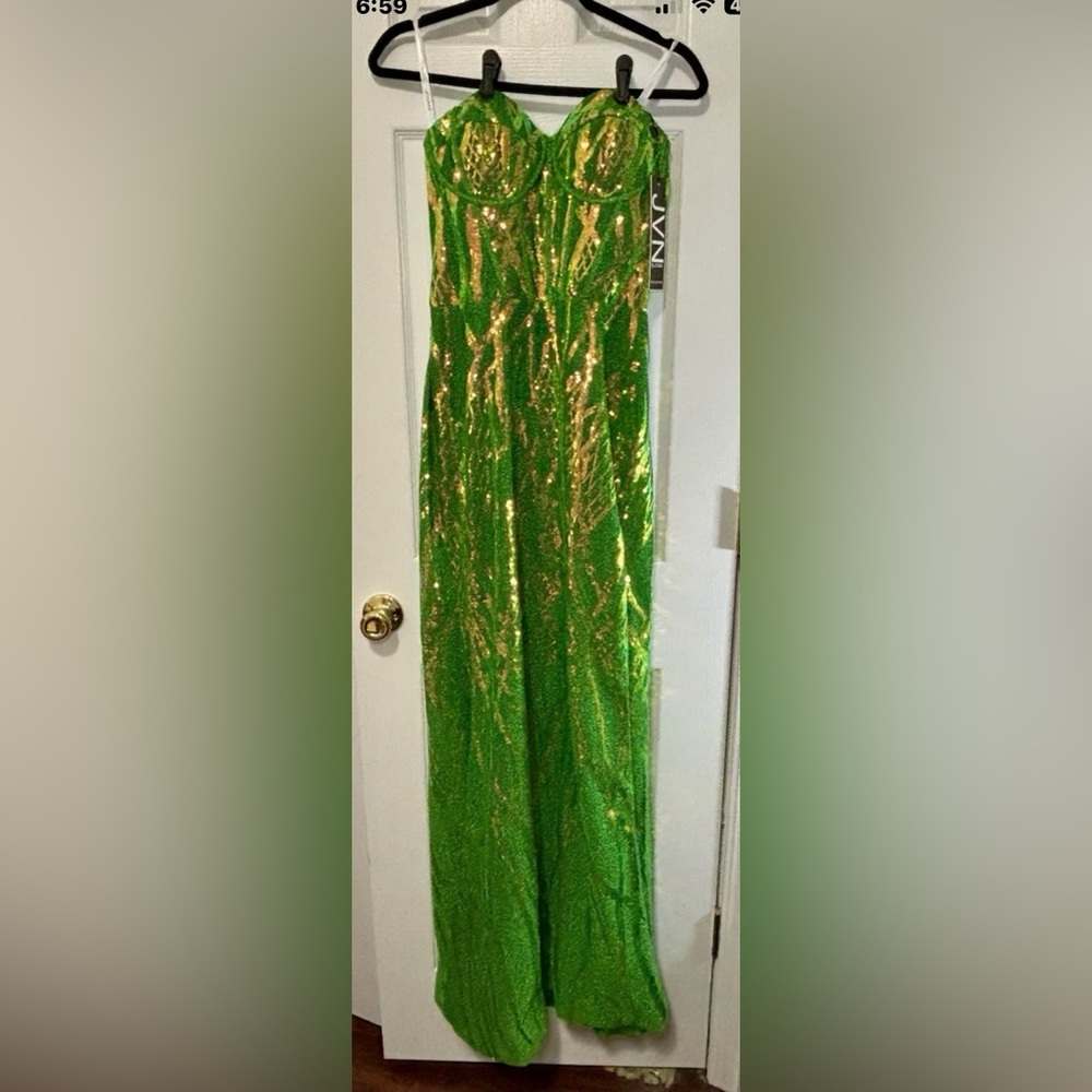 NWT JOVANI SZ 16 Green/Gold Zip Back #38598